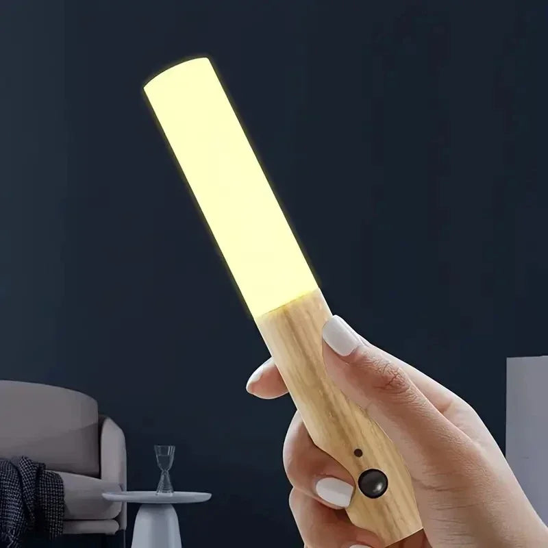 Luminária LED Noturna com Sensor de Movimento – Recarregável